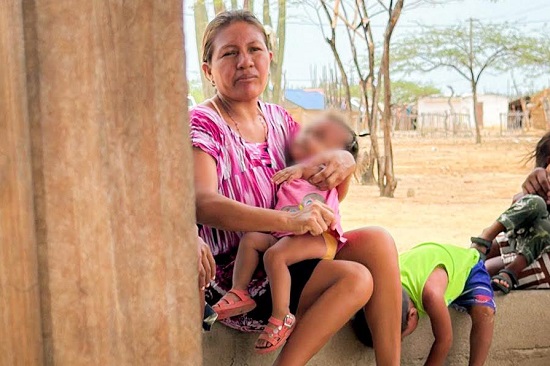 El amor de mamá, es imprescindible. El amor de mamá, es imprescindible.
