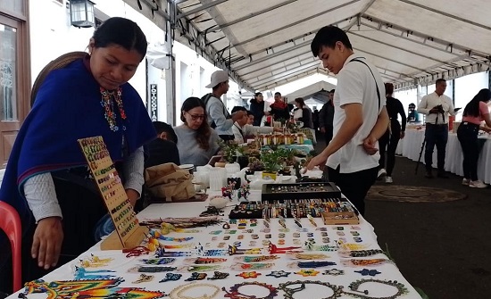 Ferias de emprendimiento, una vitrina comercial para el talento payanés. Ferias de emprendimiento, una vitrina comercial para el talento payanés.
