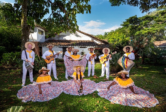 Mavichi: Embajadores de la Música Tradicional Caucana Mavichi: Embajadores de la Música Tradicional Caucana