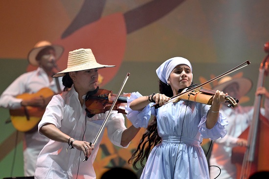 Mavichi: Embajadores de la Música Tradicional Caucana Mavichi: Embajadores de la Música Tradicional Caucana