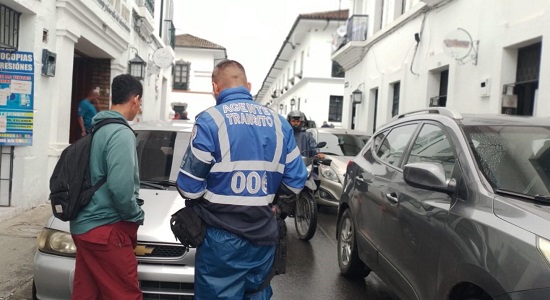 Operativos buscan despejar las vías del Sector Histórico Operativos buscan despejar las vías del Sector Histórico