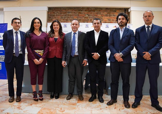 Gremios y autoridades exigen al Gobierno proteger la vía Panamericana de los bloqueos Gremios y autoridades exigen al Gobierno proteger la vía Panamericana de los bloqueos