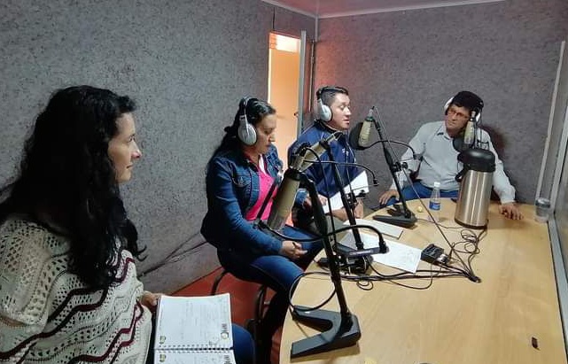Abiertas postulaciones al Premio Nacional de Radios Comunitarias Abiertas postulaciones al Premio Nacional de Radios Comunitarias