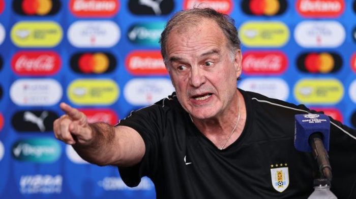 BIELSA, PERIODISMO, PODER Y FÚTBOL