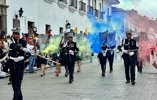 Desfile militar y condecoraciones en Popayán marcan los 214 años de la independencia de Colombia Desfile militar y condecoraciones en Popayán marcan los 214 años de la independencia de Colombia