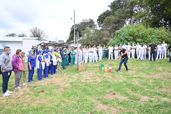 Simulacro de emergencia desarrolló el Hospital Susana López de Valencia Simulacro de emergencia desarrolló el Hospital Susana López de Valencia