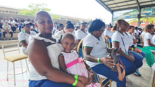Vejez digna para las madres comunitarias de Buenaventura Vejez digna para las madres comunitarias de Buenaventura