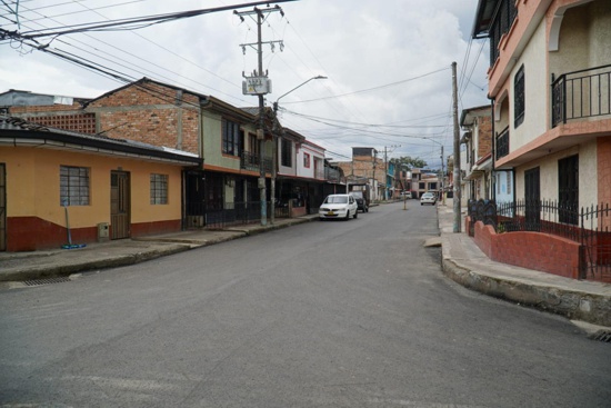 En tiempo récord pavimentan vías en Popayán.