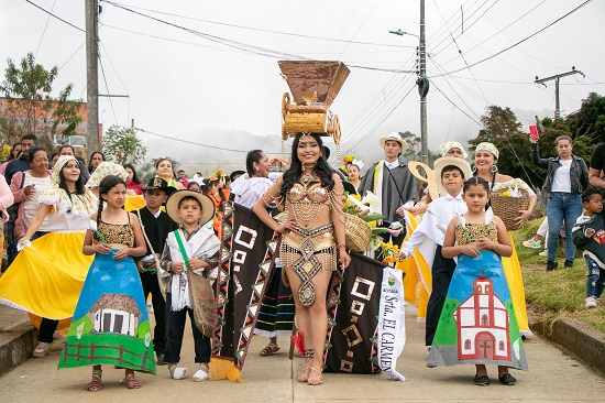Sotará celebra el éxito de las Fiestas de Verano 2024 con una masiva afluencia de turistas y locales. Sotará celebra el éxito de las Fiestas de Verano 2024 con una masiva afluencia de turistas y locales.