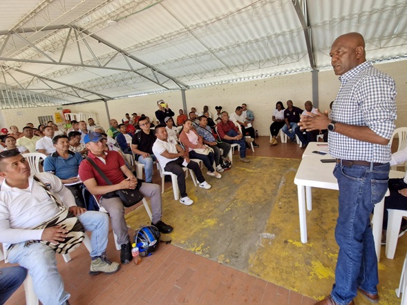 Agua, saneamiento y reforestación se da en la región de la mano de Emcaservicios. Agua, saneamiento y reforestación se da en la región de la mano de Emcaservicios.