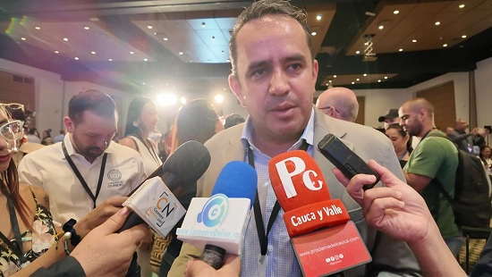Encuentro Nacional de Medios Alternativos y Comunitarios en Armenia Encuentro Nacional de Medios Alternativos y Comunitarios en Armenia
