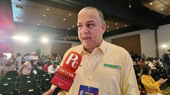 Encuentro Nacional de Medios Alternativos y Comunitarios en Armenia Encuentro Nacional de Medios Alternativos y Comunitarios en Armenia
