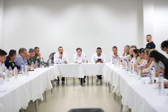 Estrategias en economía, seguridad e inversión social en Cauca Estrategias en economía, seguridad e inversión social en Cauca