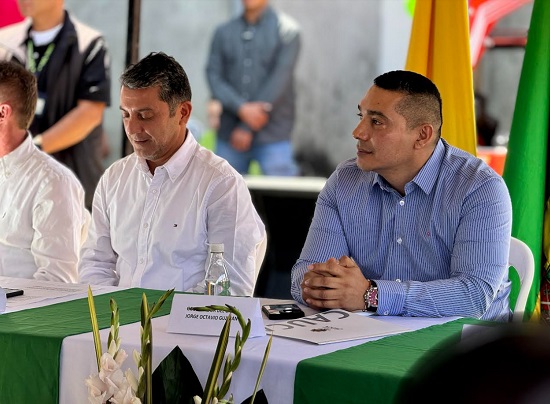 Gobierno del Cauca entregó maquinaria verde para potenciar el agro y desarrollo rural. Gobierno del Cauca entregó maquinaria verde para potenciar el agro y desarrollo rural.