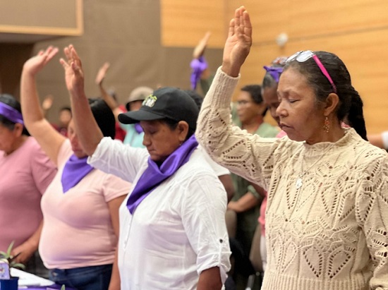 Más de 200 mujeres asistieron al Encuentro de Organizaciones de Mujeres por la Paz del Cauca. Más de 200 mujeres asistieron al Encuentro de Organizaciones de Mujeres por la Paz del Cauca.