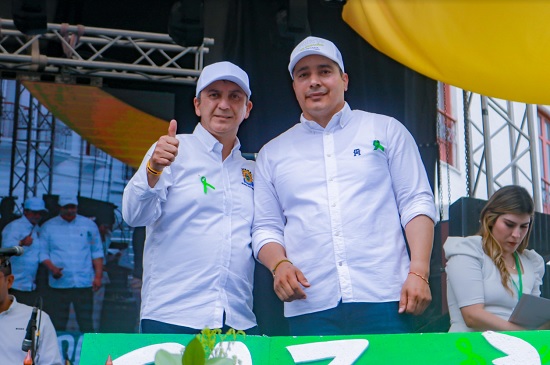 Popayán abrió sus puertas a miles de caucanos que marcharon por la paz Popayán abrió sus puertas a miles de caucanos que marcharon por la paz
