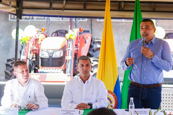 Popayán recibe maquinaria para fortalecer el sector agropecuario Popayán recibe maquinaria para fortalecer el sector agropecuario