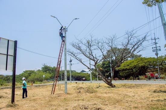 Santander de Quilichao mejora iluminación y refuerza políticas públicas Santander de Quilichao mejora iluminación y refuerza políticas públicas