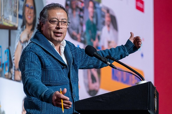 CNE archiva investigación contra la campaña 'Petro Presidente' CNE archiva investigación contra la campaña 'Petro Presidente'