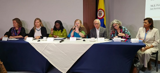 Colombia busca poner fin a la violencia contra la niñez
