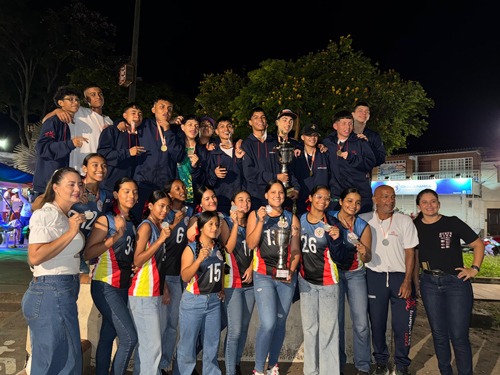 Miranda agradece a educadores y deportistas por ´éxito en Juegos Intercolegiales Miranda agradece a educadores y deportistas por ´éxito en Juegos Intercolegiales