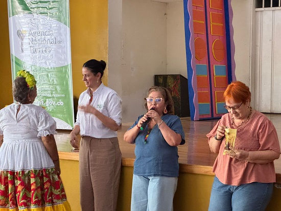Mujeres del Valle se unen a la implementación de la Reforma Agraria Mujeres del Valle se unen a la implementación de la Reforma Agraria