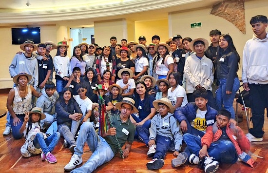 Niños de Inzá, Cauca, realizan intercambio cultural en Bogotá Niños de Inzá, Cauca, realizan intercambio cultural en Bogotá