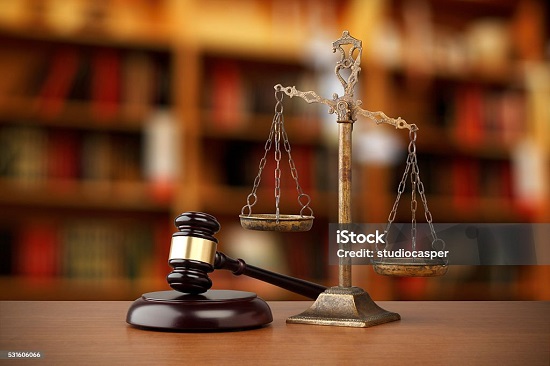 QUÉ FAVOR LE HABRÉ HECHO - Justicia QUÉ FAVOR LE HABRÉ HECHO - Justicia