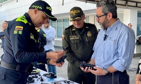Alcaldía de Cali renueva el sistema de comunicaciones de la Policía Metropolitana