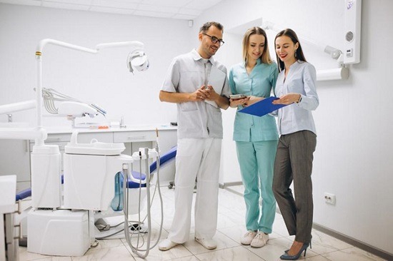 Estrategias infalibles para potenciar la visibilidad de tu clínica dental en buscadores