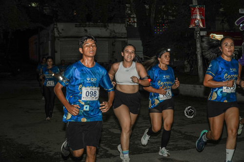 La Carrera de las Luces iluminó a Santander de Quilichao La Carrera de las Luces iluminó a Santander de Quilichao
