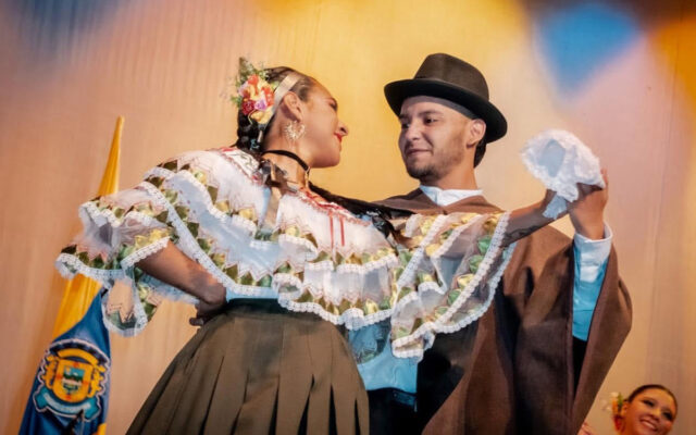 Con serenata chirimera Popayán celebró su 488° aniversario
