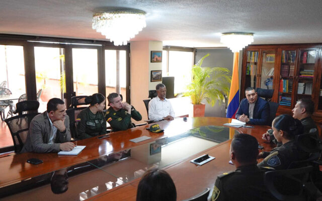 Gobernador del Cauca anuncia programas para juventud y seguridad