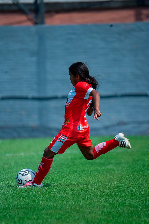 Una estrella del fútbol nacida en Siloé