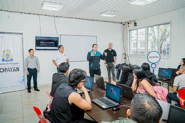 Alcaldía de Popayán y SENA impulsan la educación digital