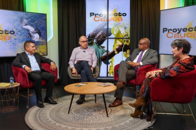 En esta conversación participaron Pablo César Peña, alcalde de Buenos Aires, y Eduardo Jiménez, alcalde de Santa Rosa
