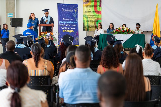 Incauca y el SENA impulsan el futuro laboral de jóvenes con formación técnica de calidad.