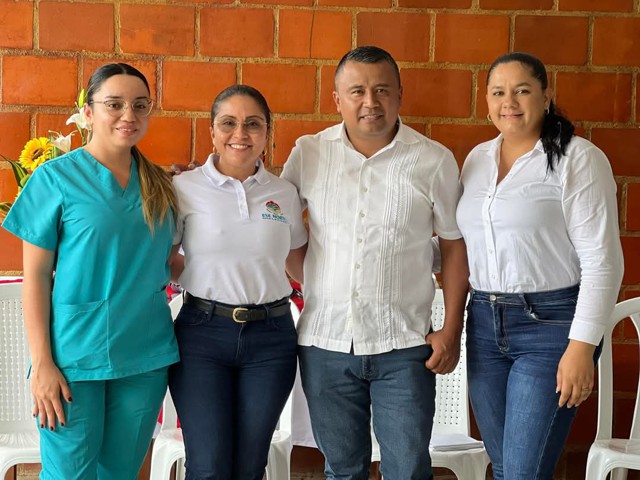 Ambulancia acuática refuerza la atención en La Salvajina Ambulancia acuática refuerza la atención en La Salvajina