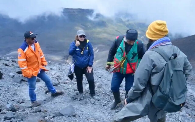 Autoridades refuerzan medidas ante la actividad del Volcán Puracé