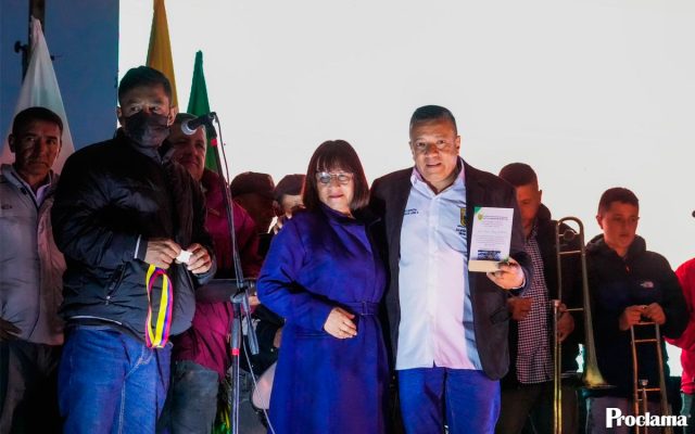 Silvia entrega primera etapa del parque