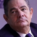 CRISIS DE LÍDERES CARISMÁTICOS