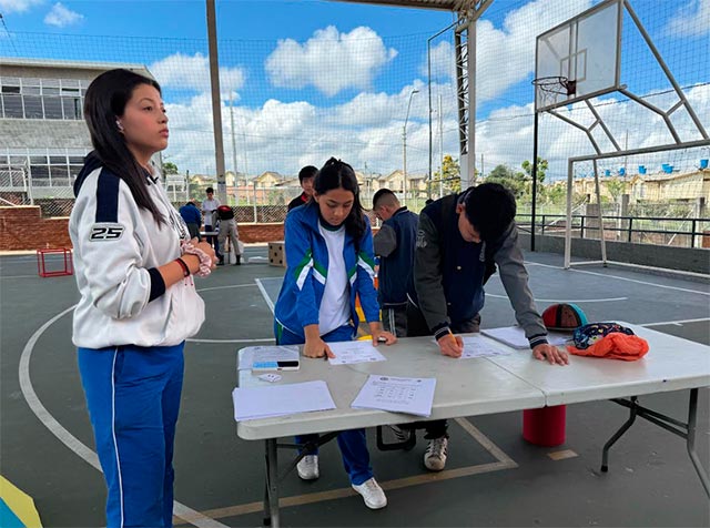 XX Olimpiadas de matemáticas Colegio Técnico Comfacauca: un encuentro para potenciar el pensamiento crítico. XX Olimpiadas de matemáticas Colegio Técnico Comfacauca: un encuentro para potenciar el pensamiento crítico.