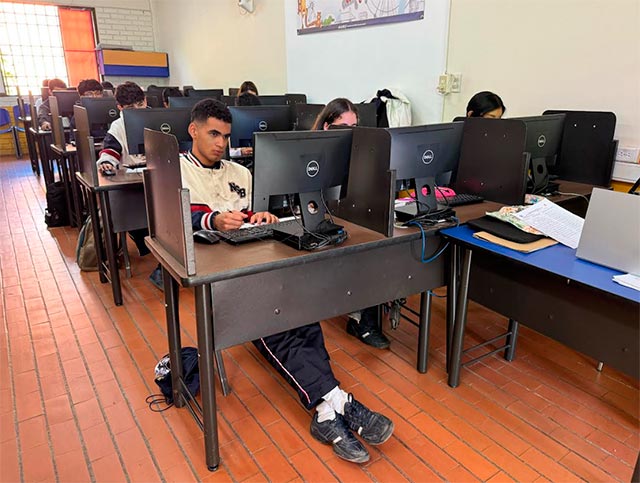 XX Olimpiadas de matemáticas Colegio Técnico Comfacauca: un encuentro para potenciar el pensamiento crítico. XX Olimpiadas de matemáticas Colegio Técnico Comfacauca: un encuentro para potenciar el pensamiento crítico.