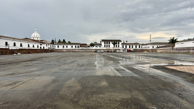 Renace la manzana 99: Antiguo Anarkos ahora es parqueadero 24/7 Renace la manzana 99: Antiguo Anarkos ahora es parqueadero 24/7