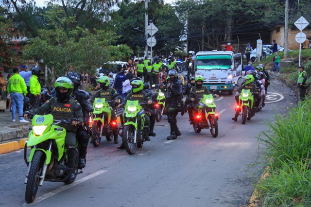 Cali refuerza seguridad aérea y terrestre para la Maratón 2025