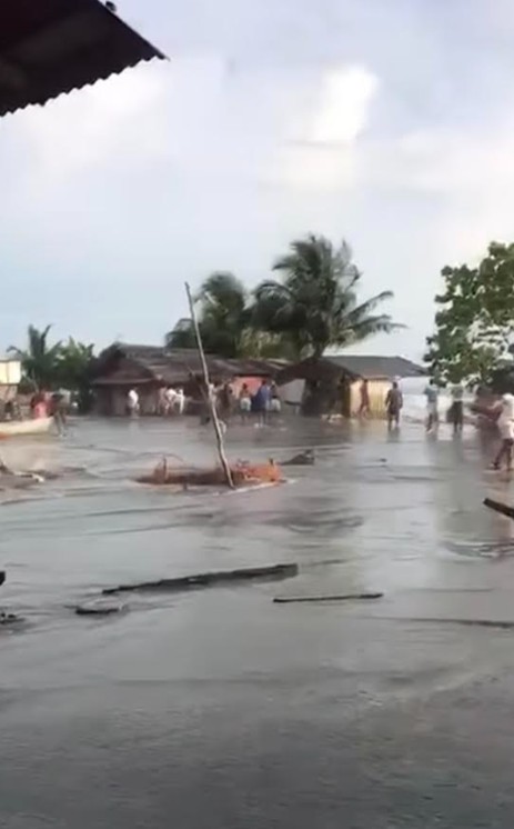 Inundaciones en La Barra, Buenaventura: Preocupación por la llegada de turistas en Semana Santa. Inundaciones en La Barra, Buenaventura: Preocupación por la llegada de turistas en Semana Santa.