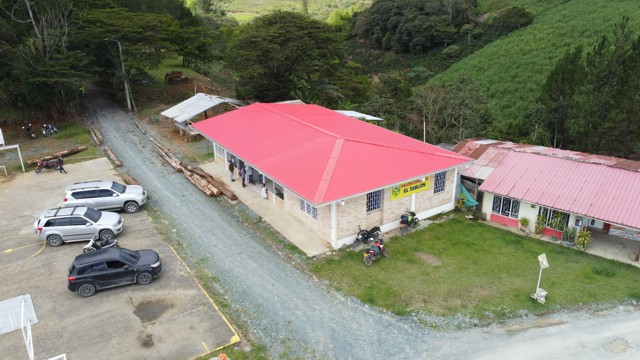 Popayán entrega salón comunal a El Tablón