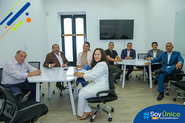 Unicomfacauca inaugura laboratorios en Cauca