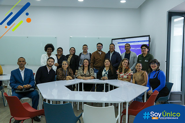 Unicomfacauca inaugura laboratorios en Cauca