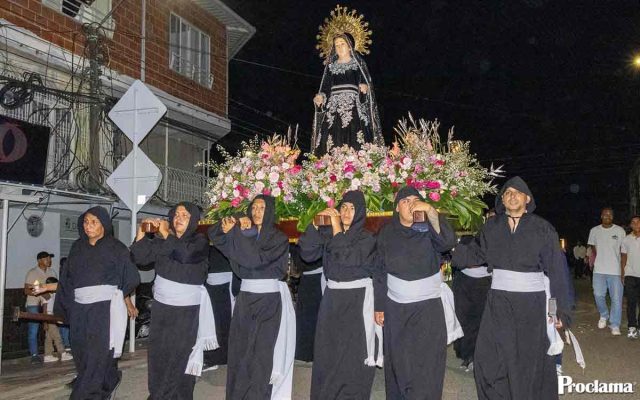 Miranda reafirma su fe con tradición viva